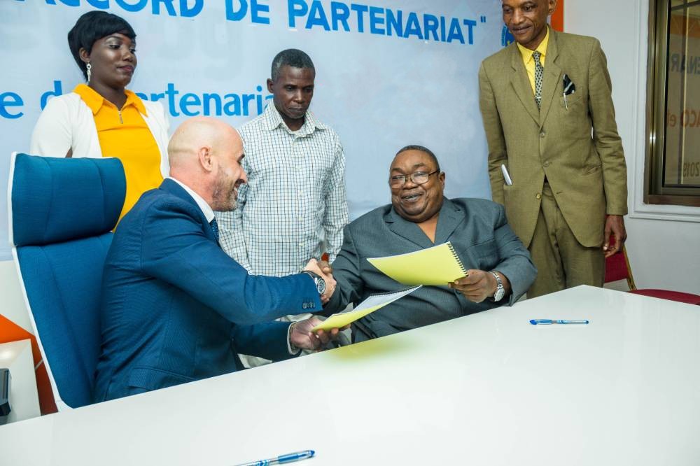 SIGNATURE ACCORD DE PARTENARIAT HUNACO-REEDES CONGO BRAZZAVILLE
